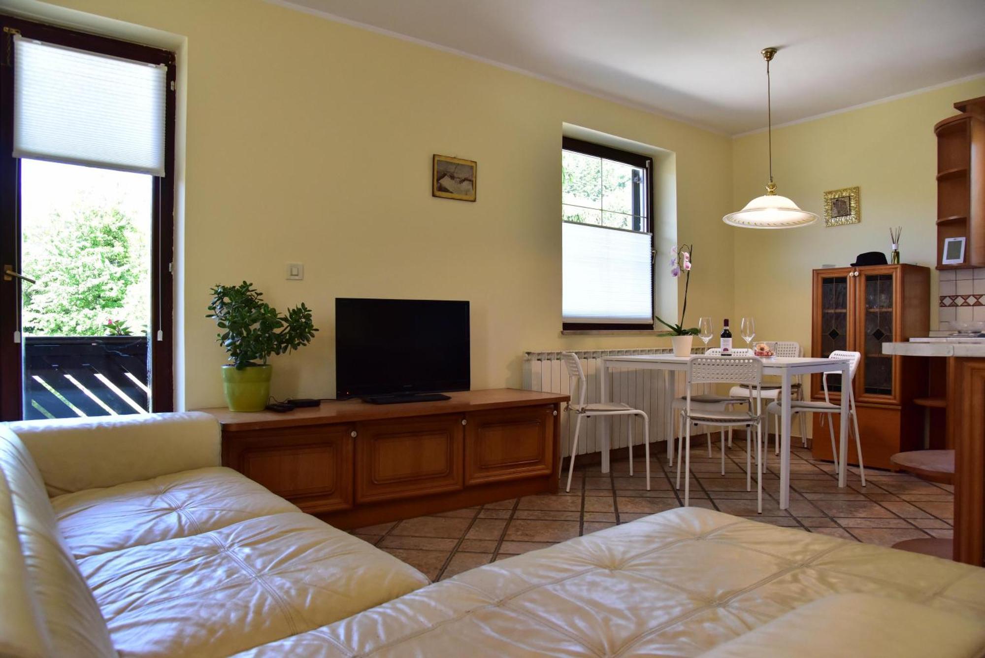 Apartment Jang โทลมิน ภายนอก รูปภาพ