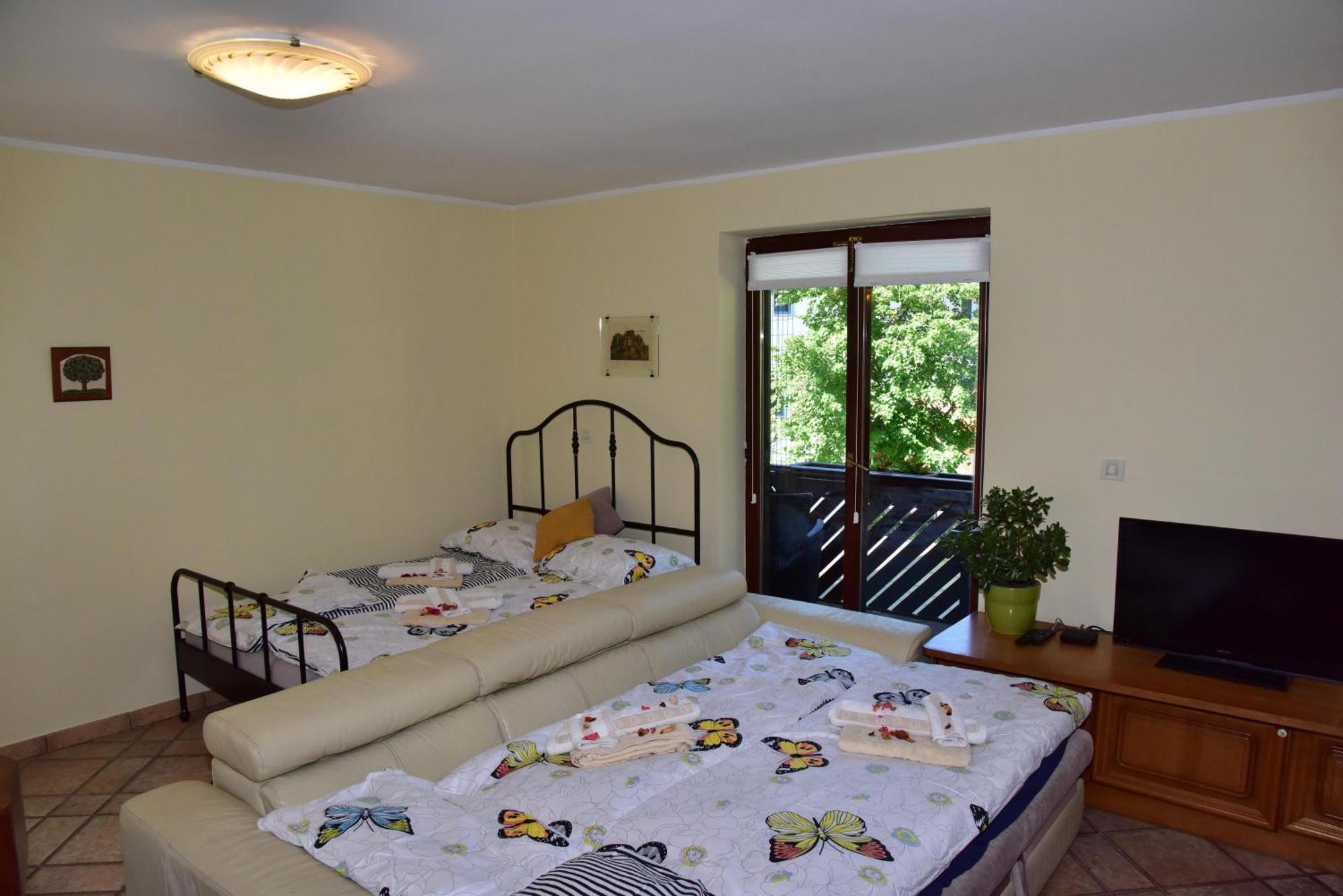 Apartment Jang โทลมิน ภายนอก รูปภาพ